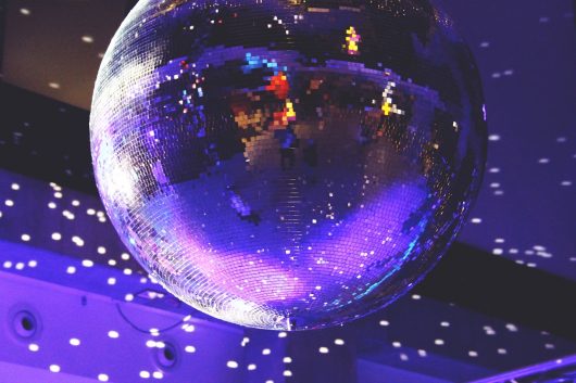 disco-ball-3426765-1280