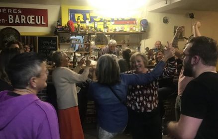 Beaujolais Nouveau au Café de la Gaieté – Neuville